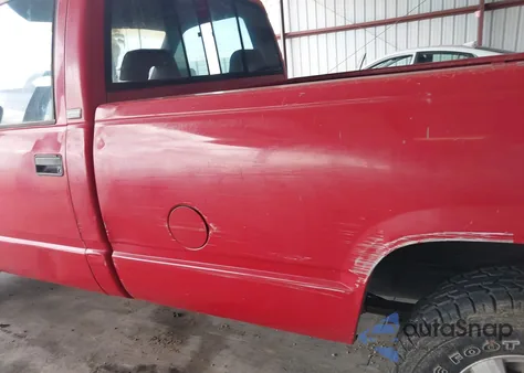 1992 Chevrolet Gmt-400 C1500 z USA, uszkodzony, nr VIN 1GCDC14ZXNE173428